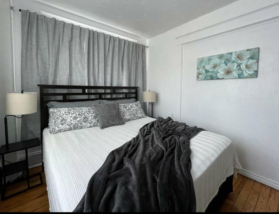 Lovely 2Br W Office Space - King Bed & Alexa Apartment Pittsburgh Bagian luar foto